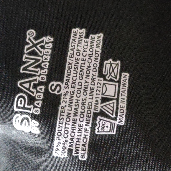 Spanx by Sara Blakely cropped leggings / tights - Picture 6 of 6